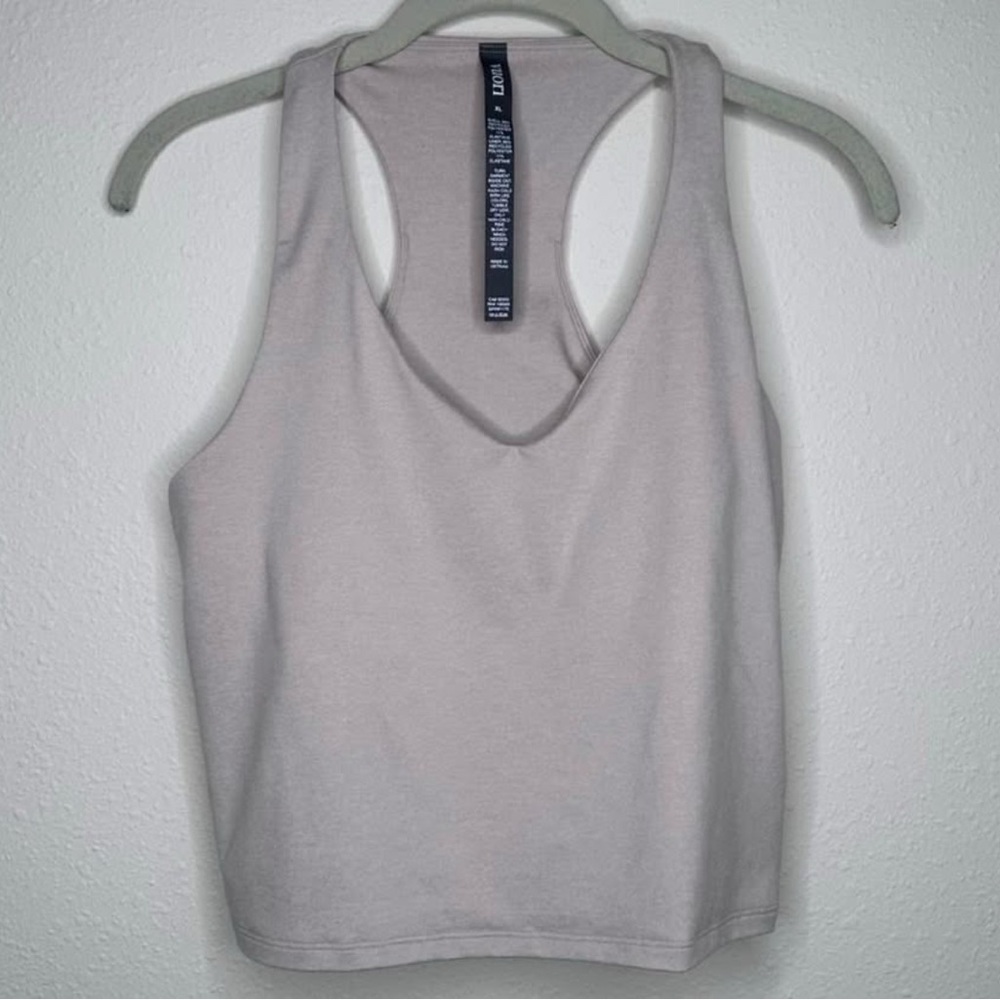 Vuori Halo Performance Crop 2.0  DreamKnit Tank Top, Ecru Heather, Size XL